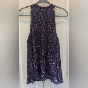 Apt. 9 top 100% polyester, extra bottom still on inside tag